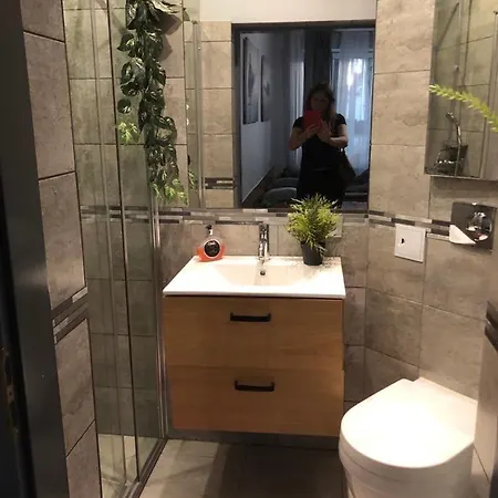 Zacisze アパート